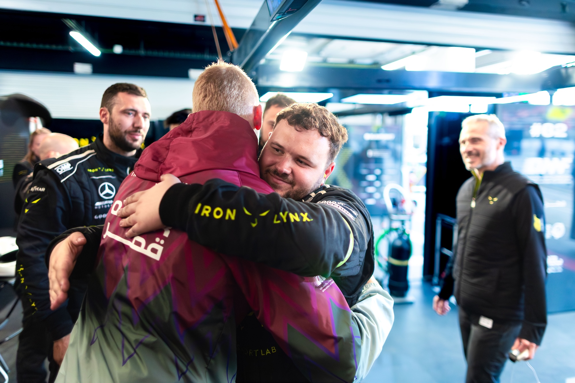 Freude in der Box nach der Pole von Abdulla Al-Khelaifi im Qualifying