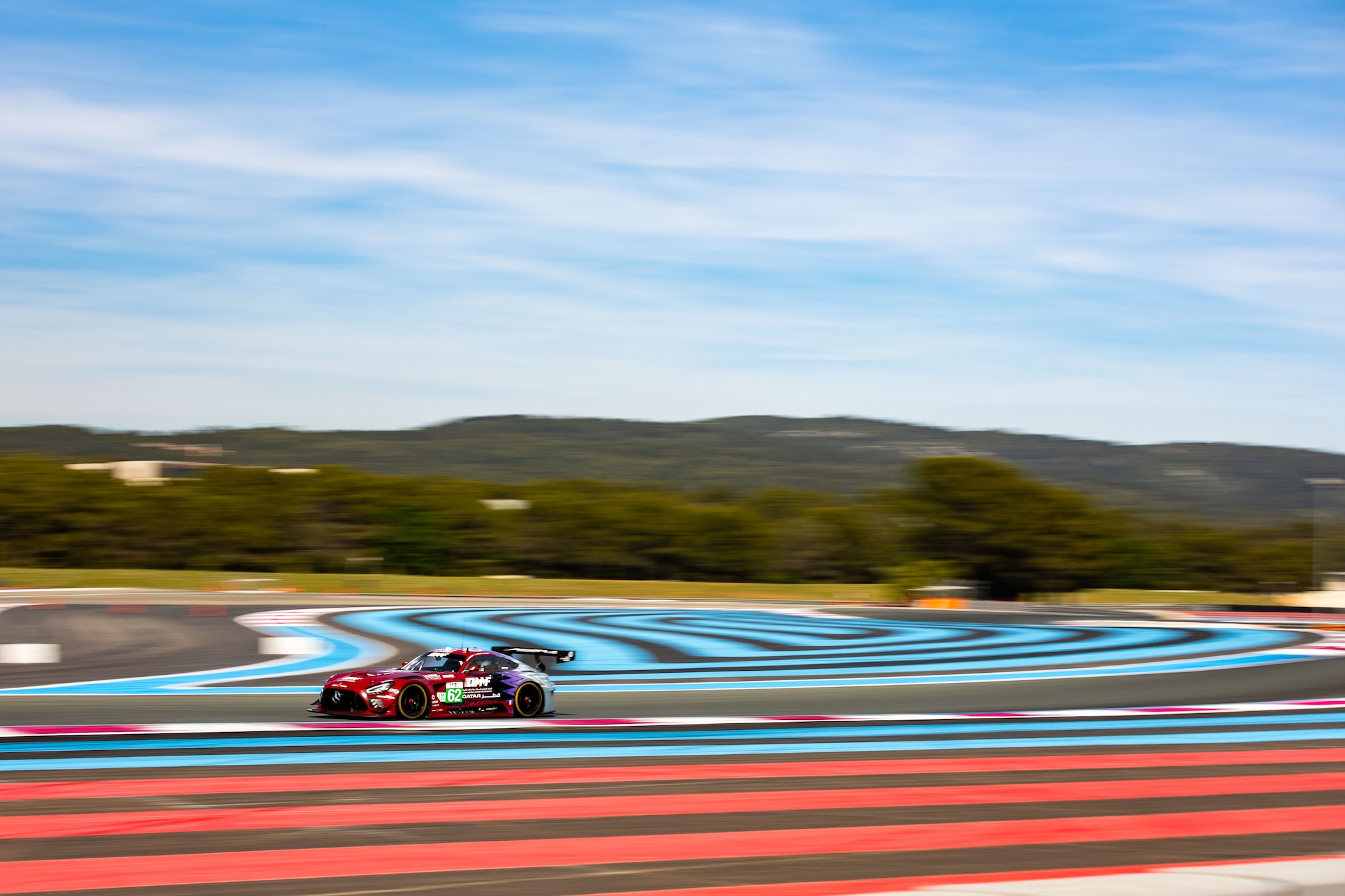 In den blau-roten Auslaufzonen des Circuit Paul Ricard